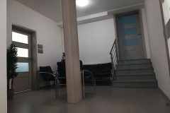 komercna-budova-sandala-1